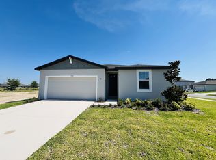 1061 Oak Valley Dr, Auburndale, FL 33823