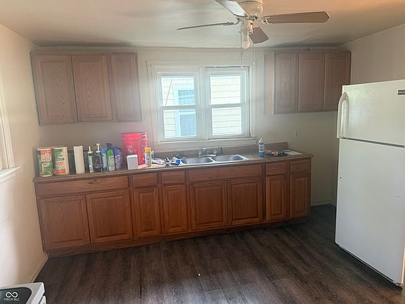 4th image of 308 Canby Ave