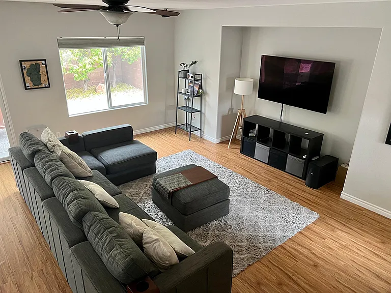 11256 Woodland Violet Ave — Photo 3