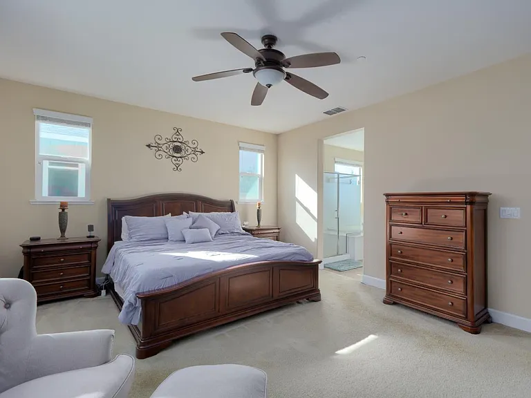 2708 Sweeney Dr — Photo 28