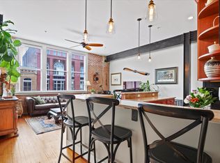 122 W Broughton St #206, Savannah, GA 31401