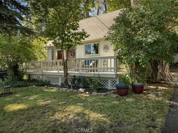 22865 Fir Ln, Crestline, CA 92325