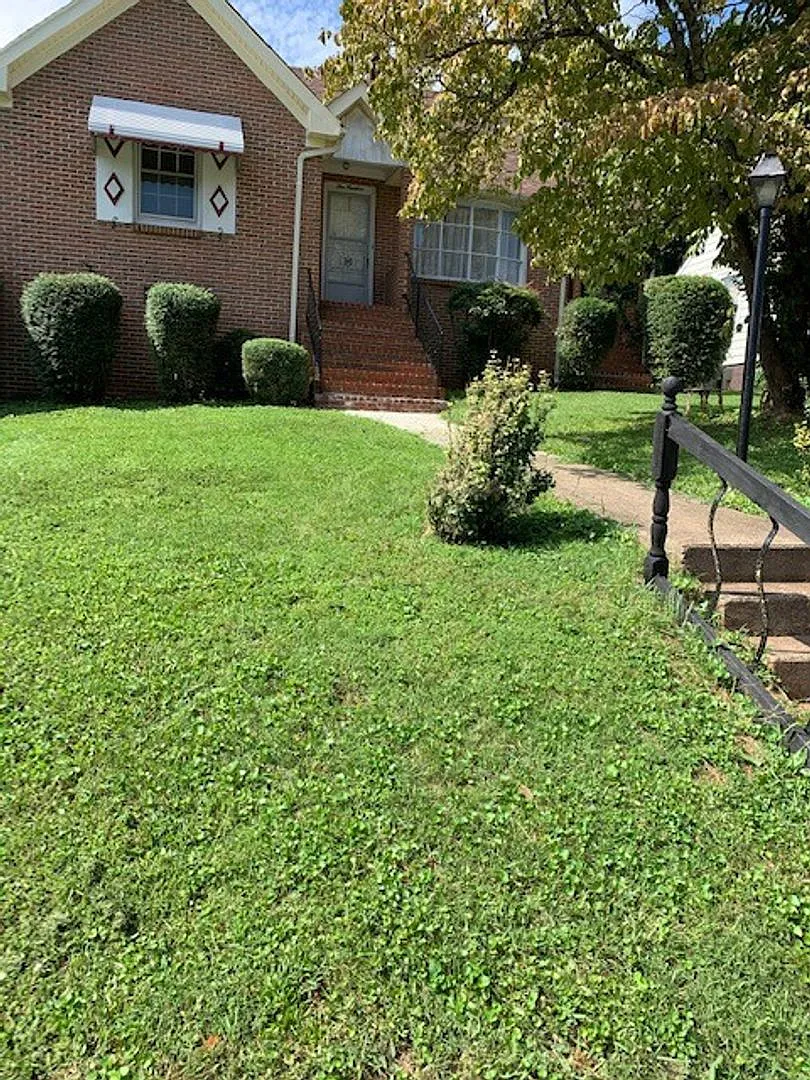 Lovely Brick House! — Photo 1