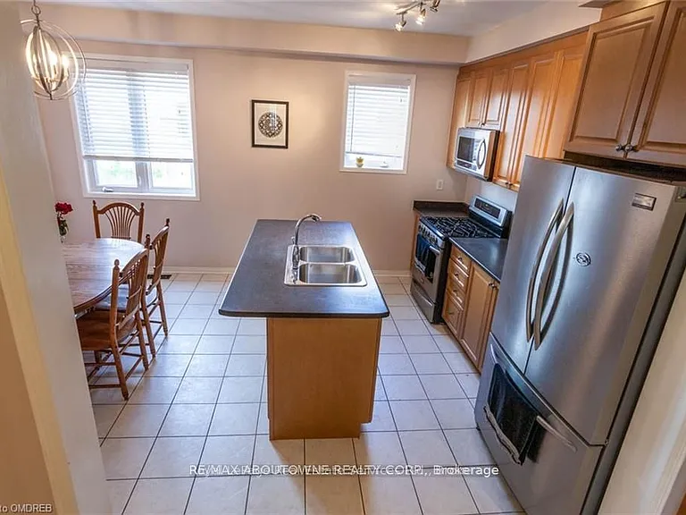 2171 Fiddlers Way #2 — Photo 9