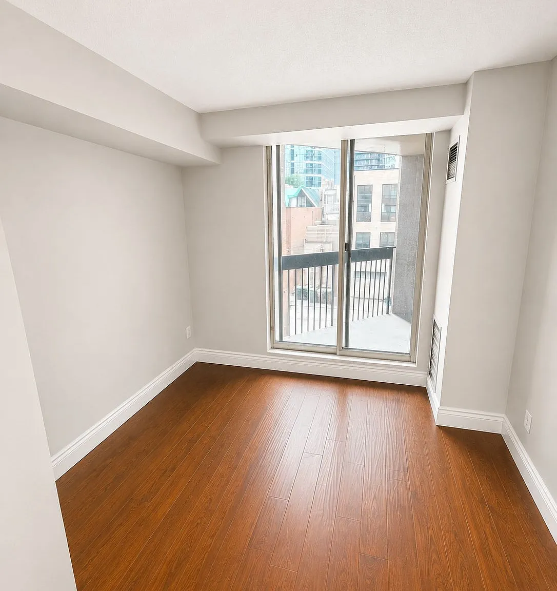 2 bed, $3,000 — Photo 1