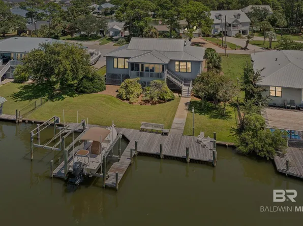 403 Brava Costa St, Dauphin Island, AL 36528