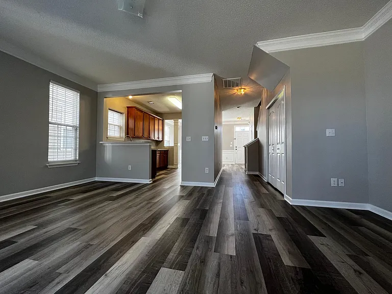 213 Nimbus Ct — Photo 17