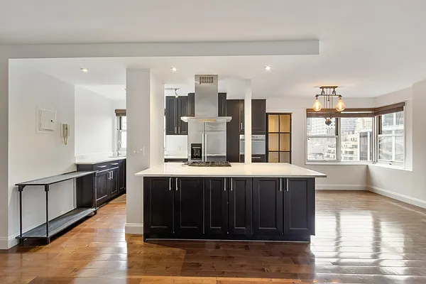 Rented by Nest Seekers International | media 11