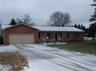 5325 Burwick Rd, Grand Blanc, MI 48439