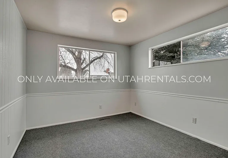 961 S 190 W — Photo 13