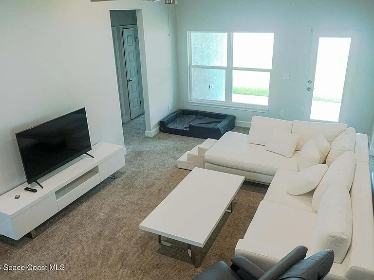 8674 Pavia St — Photo 2