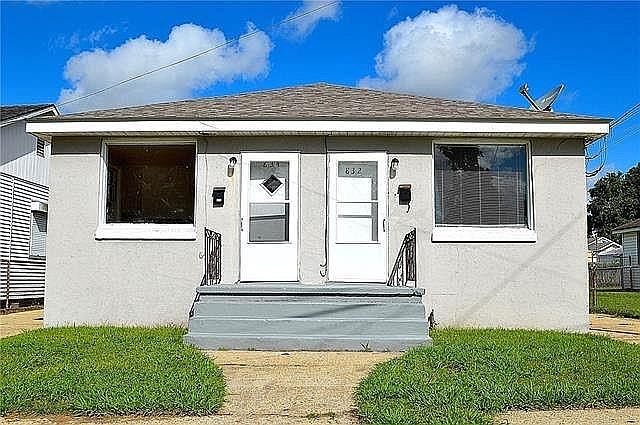1st image of 832-34 Avenue F