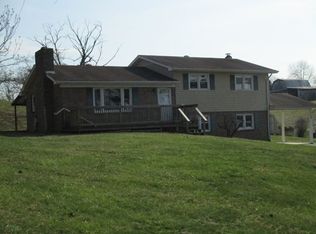 232 Green Hill Cir, Chilhowie, VA 24319