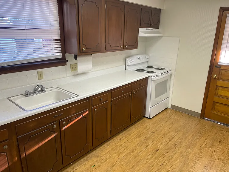 622 Copeland St #3 — Photo 2