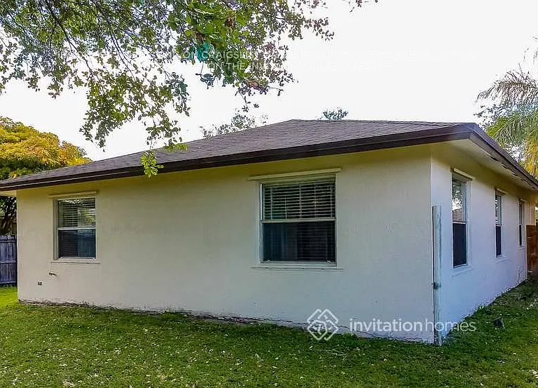 7645 NW 32nd Pl — Photo 7