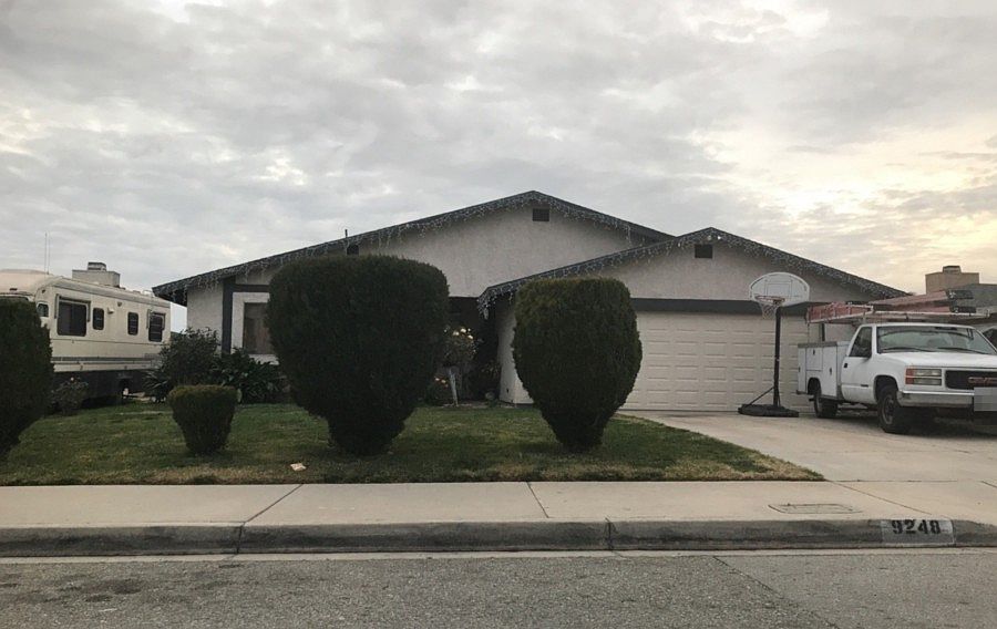 1st image of 9248 Kiwi Ave