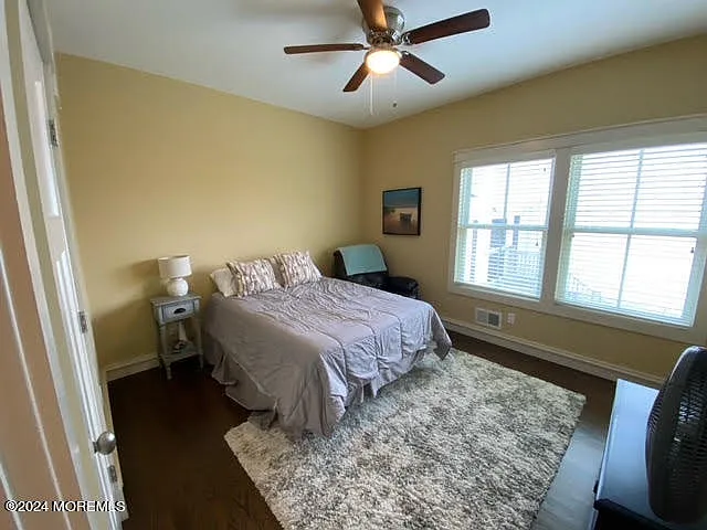 305 Newark Ave — Photo 6