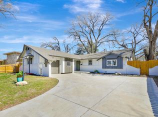 1010 S Paige St, Wichita, KS 67207