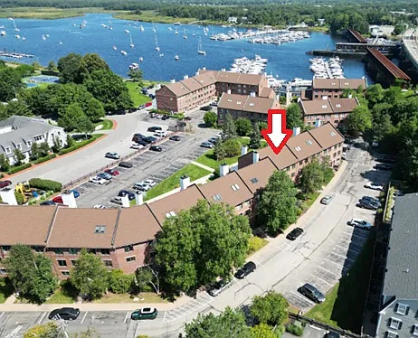 River's Edge Condominiums with Unit 19 Highlighted