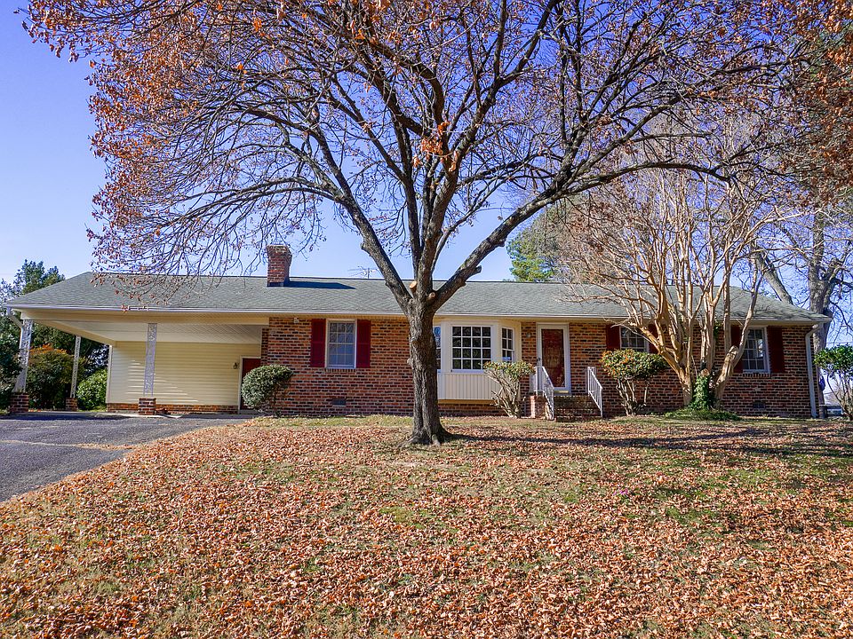 1st image of 7955 Meadow Dr
