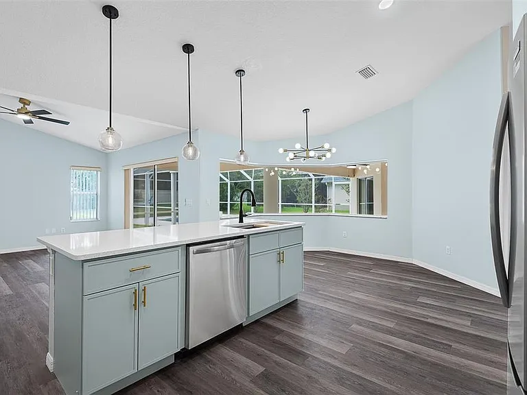 14 Colechester Ln — Photo 19