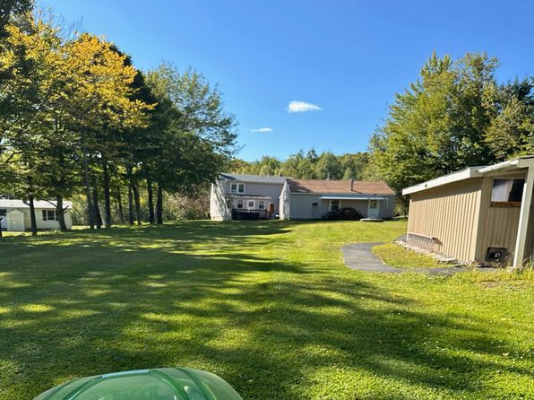 10 Candy Lane, Gorham, NH 03581