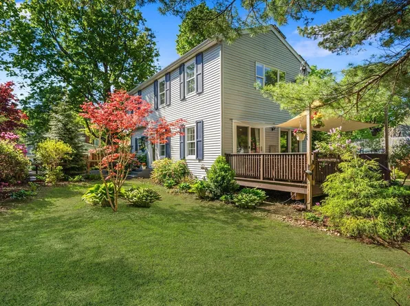 1814 Main St, Concord, MA 01742