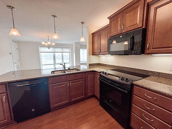 2nd image of 2200 Hamilton Dr Unit 310