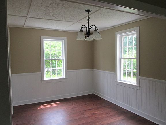 4th image of 473 Sanford Dr