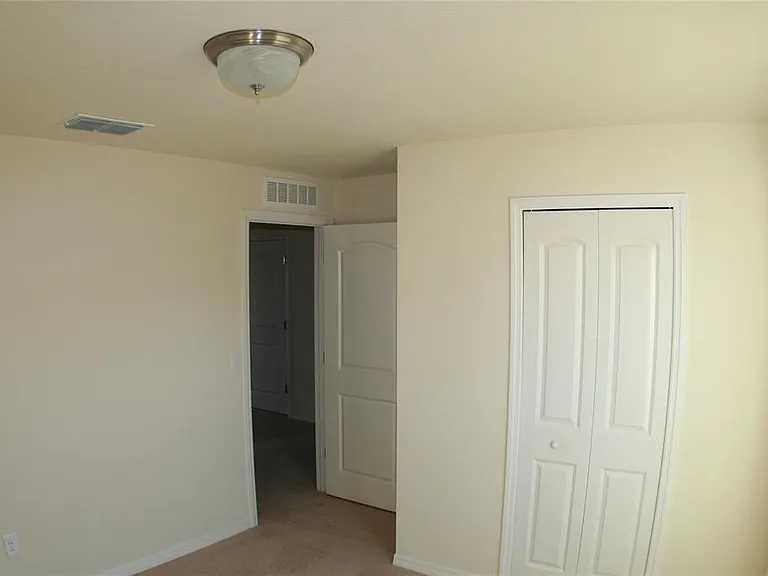 4362 High Ridge Ave — Photo 3