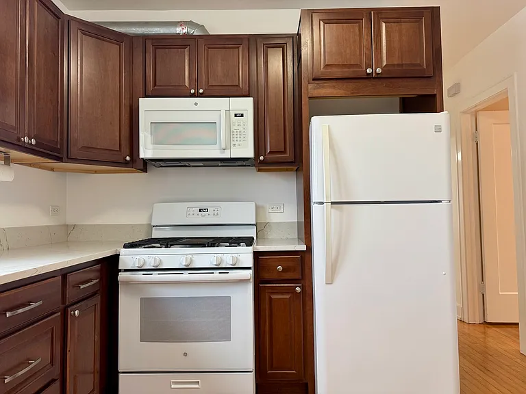 2125 Wesley Ave #2 — Photo 23