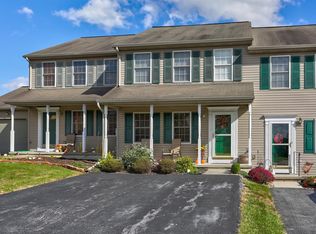 511 Wood Duck Dr, Manheim, PA 17545
