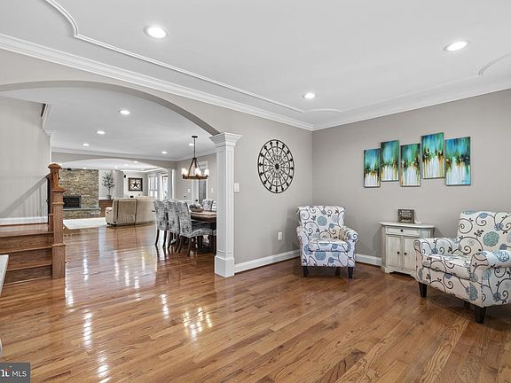 5th image of 18611 Brooke Rd