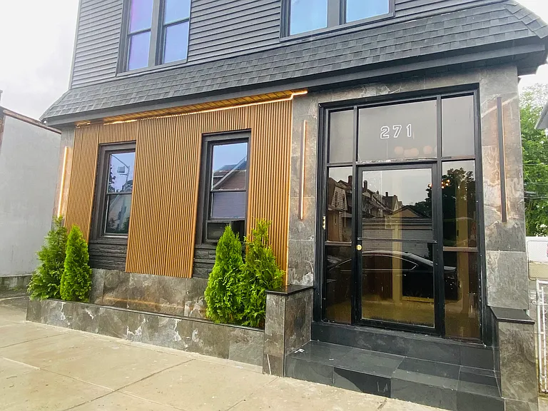 271 Rhode Island Ave — Photo 6