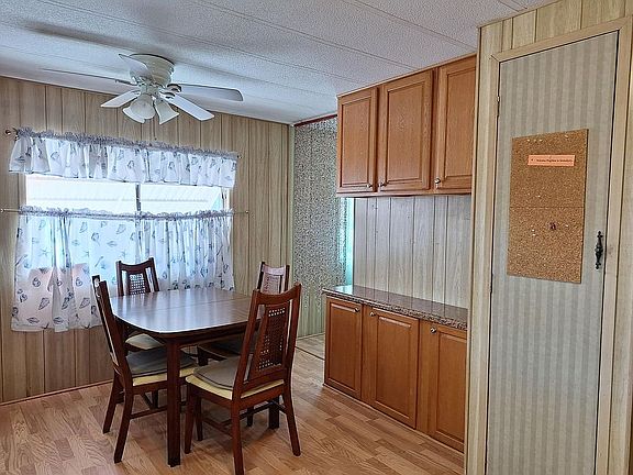 4th image of 192 Hobnail Dr