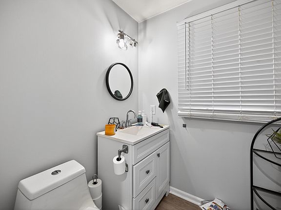 4th image of 5012 Forest Side Dr