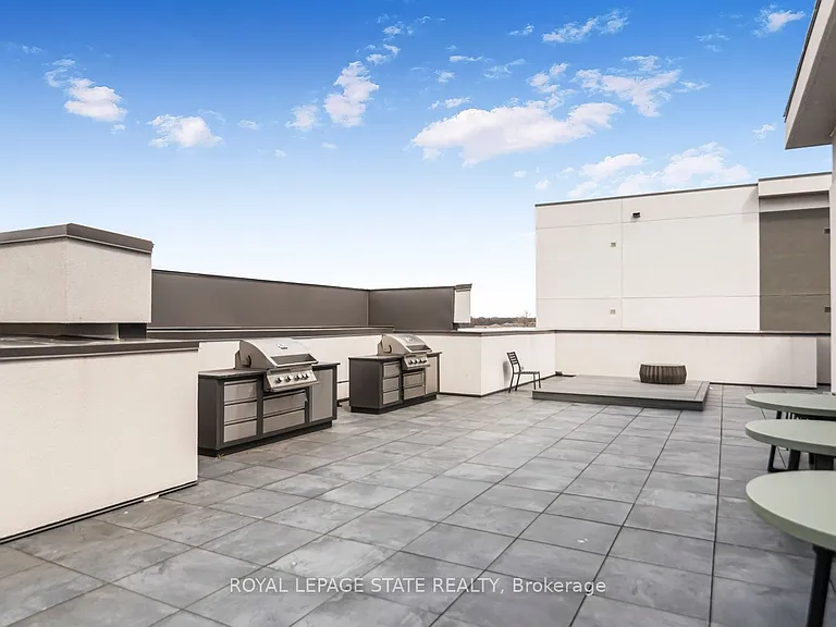 470 Dundas St E #1009 — Photo 47
