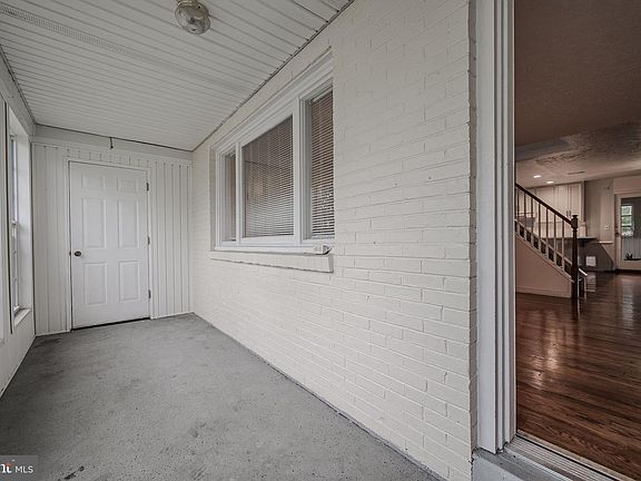 5th image of 2406 Limestone Rd