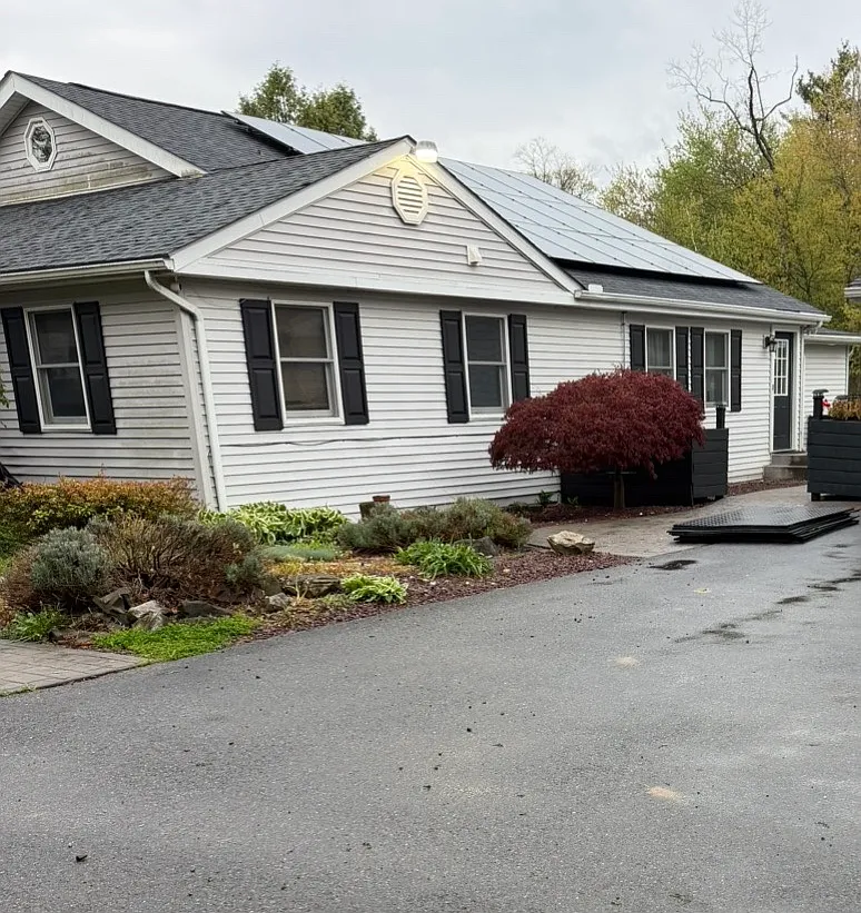 257 Hoffman Rd — Photo 1