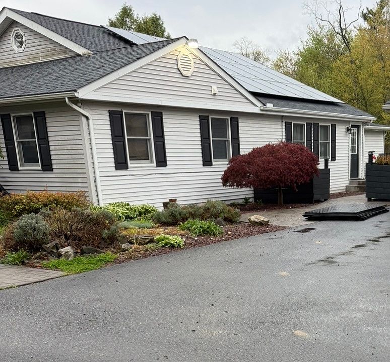 1st image of 257 Hoffman Rd