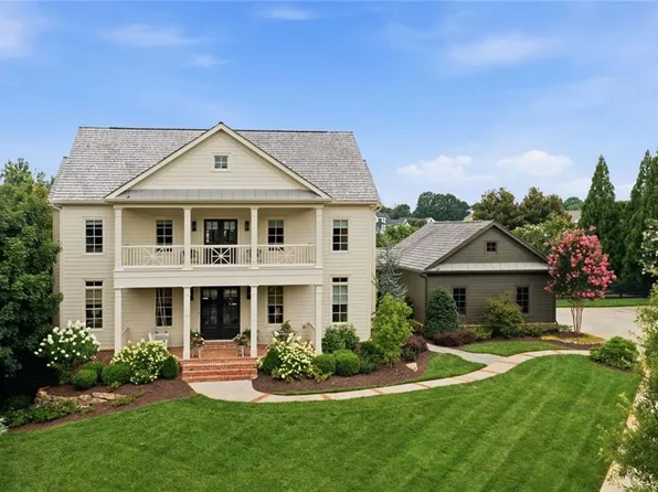 210 Tifton Ln, Roswell, GA 30075
