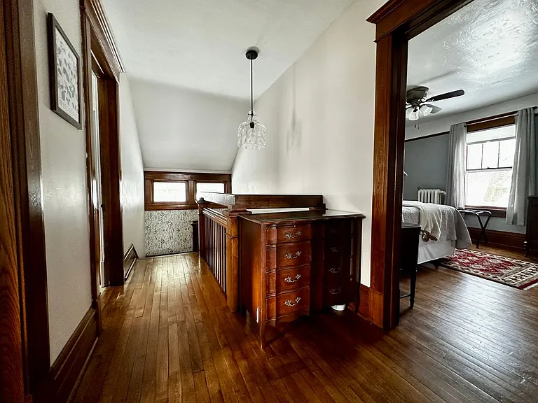 610 Jefferson St — Photo 35