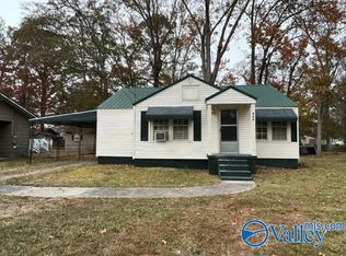 415 E Air Depot Rd, Glencoe, AL 35905