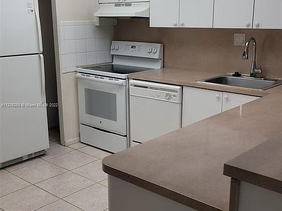 5th image of 8060 Colony Cir N APT 206