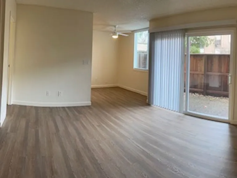 Terrace Apartments — Photo 4