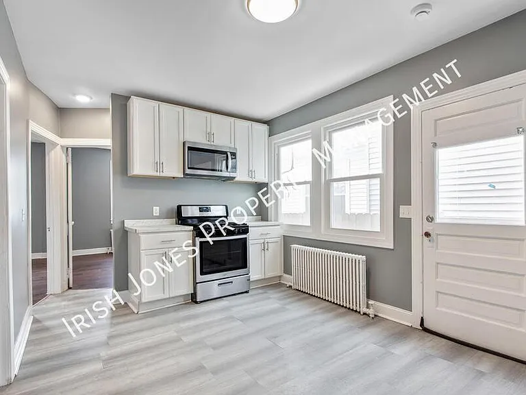 190 Whitney Pl #LOWER - UTILITIES IN — Photo 1