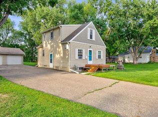 1506 4th St SW, Faribault, MN 55021