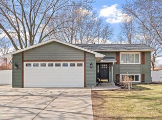 11222 98th Pl N, Maple Grove, MN 55369