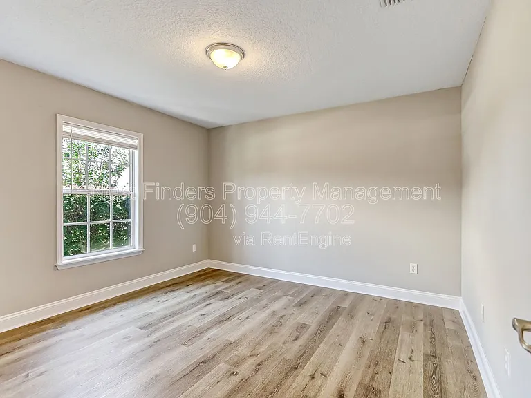 2436 Bonnie Lakes Dr — Photo 6