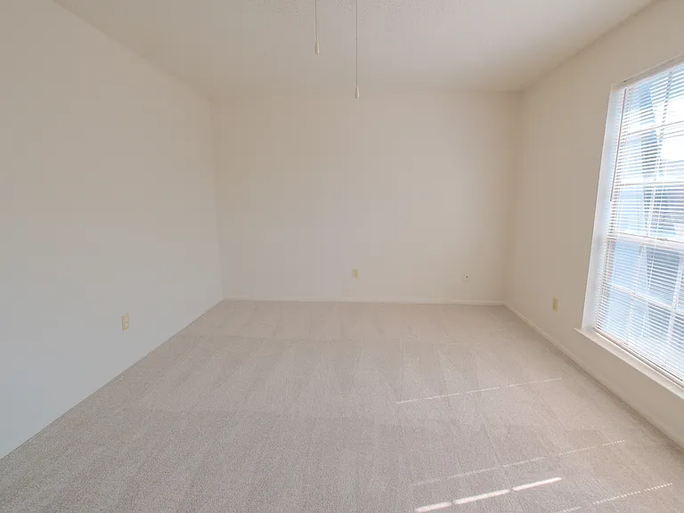 6321 Granbury Rd — Photo 17